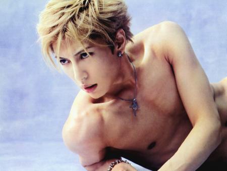 Gackt trop beauuuuuuuuuuu